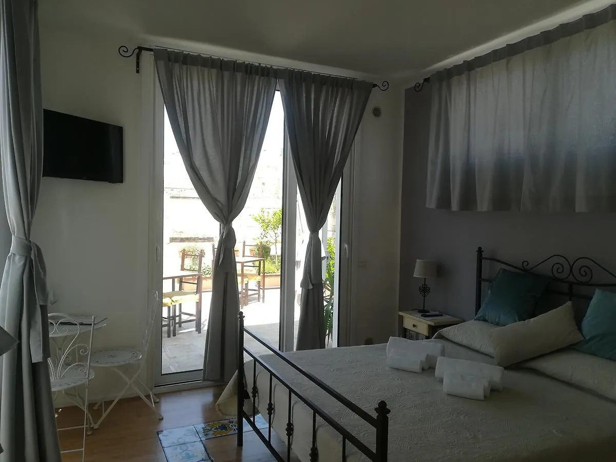 Bed and Breakfast Dimora Dell'Artista Lecce 3*,